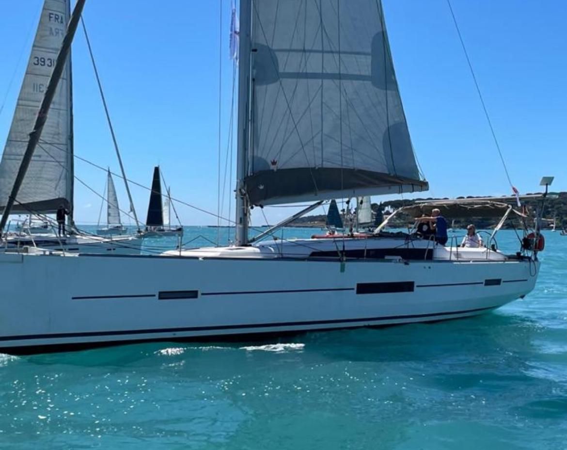 2017 Dufour 512 Grand Large — na sprzedaż — Marseille, France — photo 1 of 34
