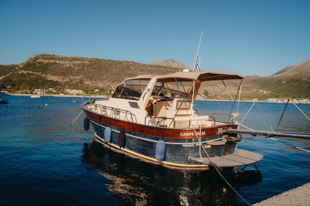 2000 Apreamare Cabinato GY 211 — à vendre — Greece — photo 1 sur 9