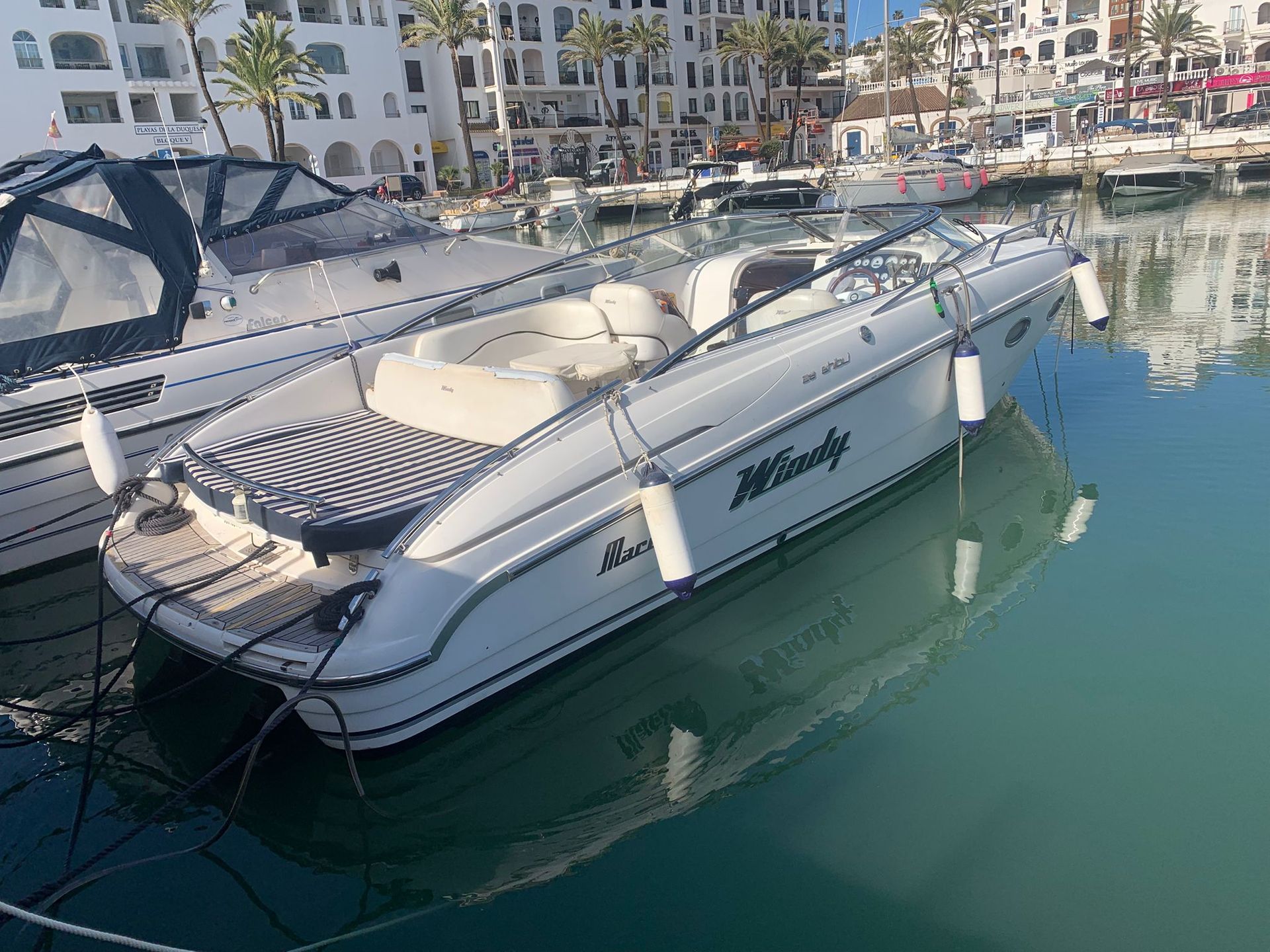 2004 Windy Boats 28 Ghibli — na sprzedaż — Puerto Marina Benalmádena Costa, Spain — photo 1 of 10