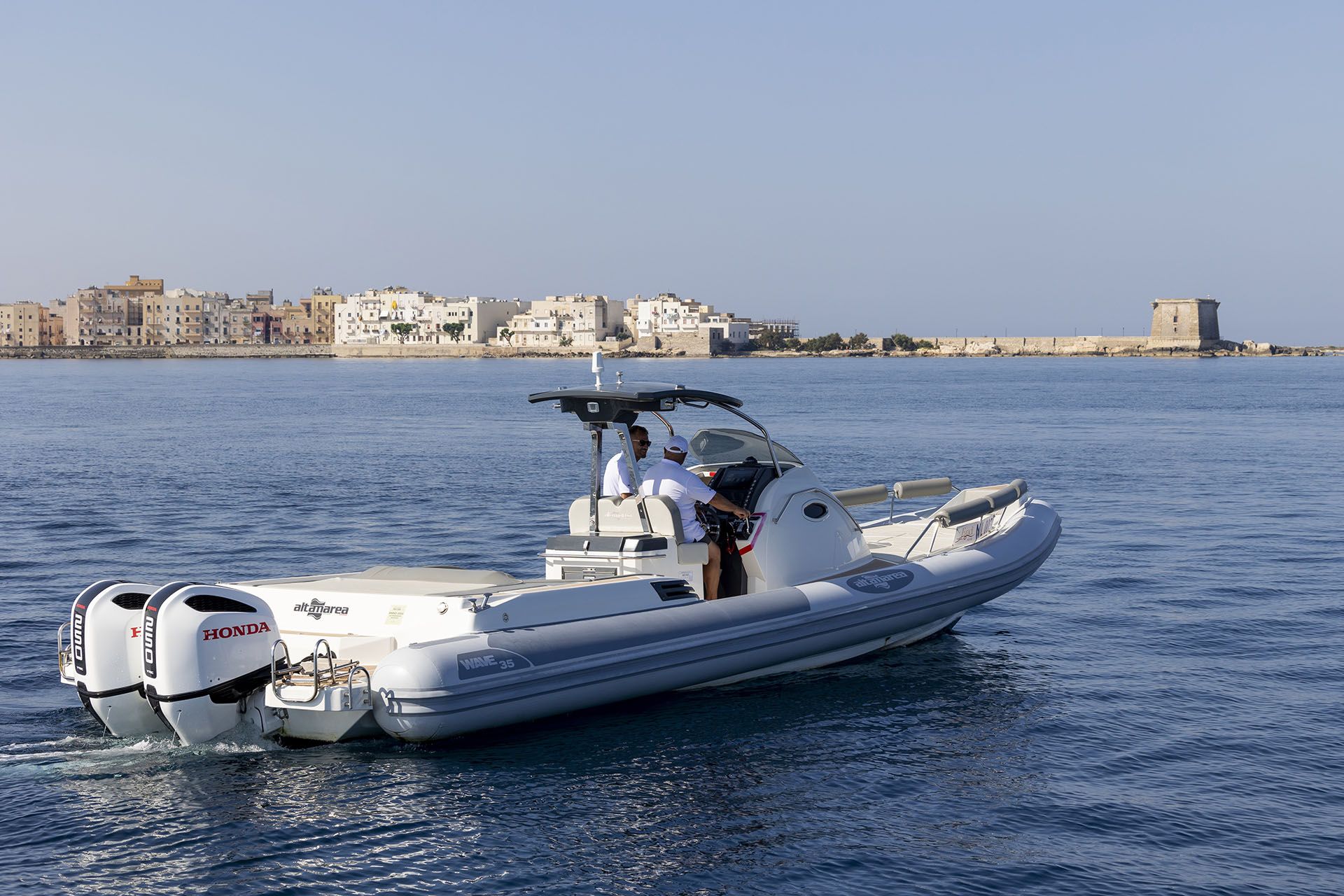 2024 Altamarea Wave 35 — te huur — Trapani, Italy — photo 1 of 12