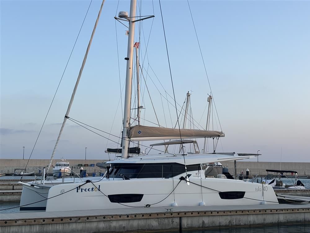 2024 Fountaine Pajot Isla 40 — in vendita — Northern Cyprus, Turkey — photo 1 of 61