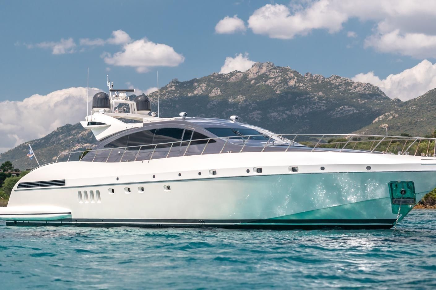 2006 Mangusta 92 — à vendre — Olbia, Italy — photo 1 sur 16