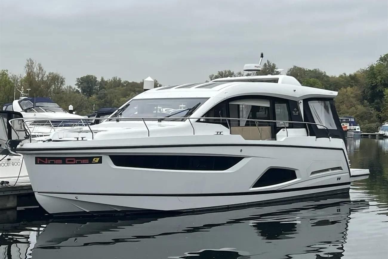 2019 Sealine C430 — à vendre — Chertsey, United Kingdom — photo 1 sur 30
