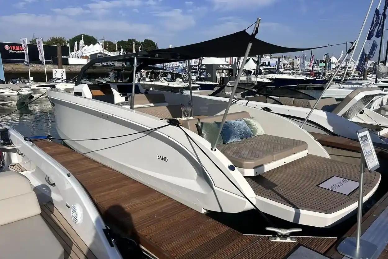 2023 RAND ESCAPE 30 — à vendre — Swanwick, United Kingdom — photo 1 sur 33