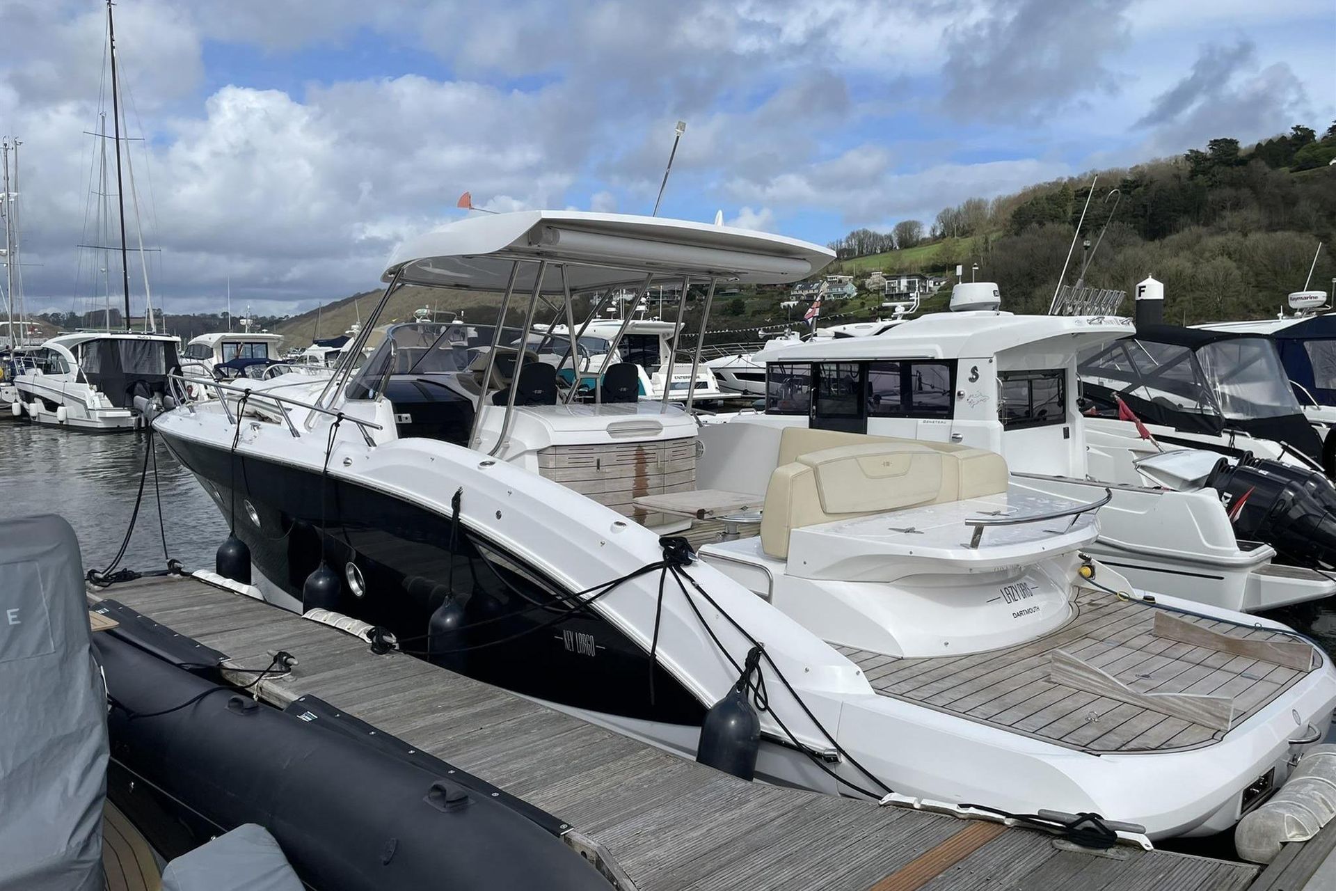 2013 Sessa Marine Key Largo 34 — à vendre — Chertsey, United Kingdom — photo 1 sur 12