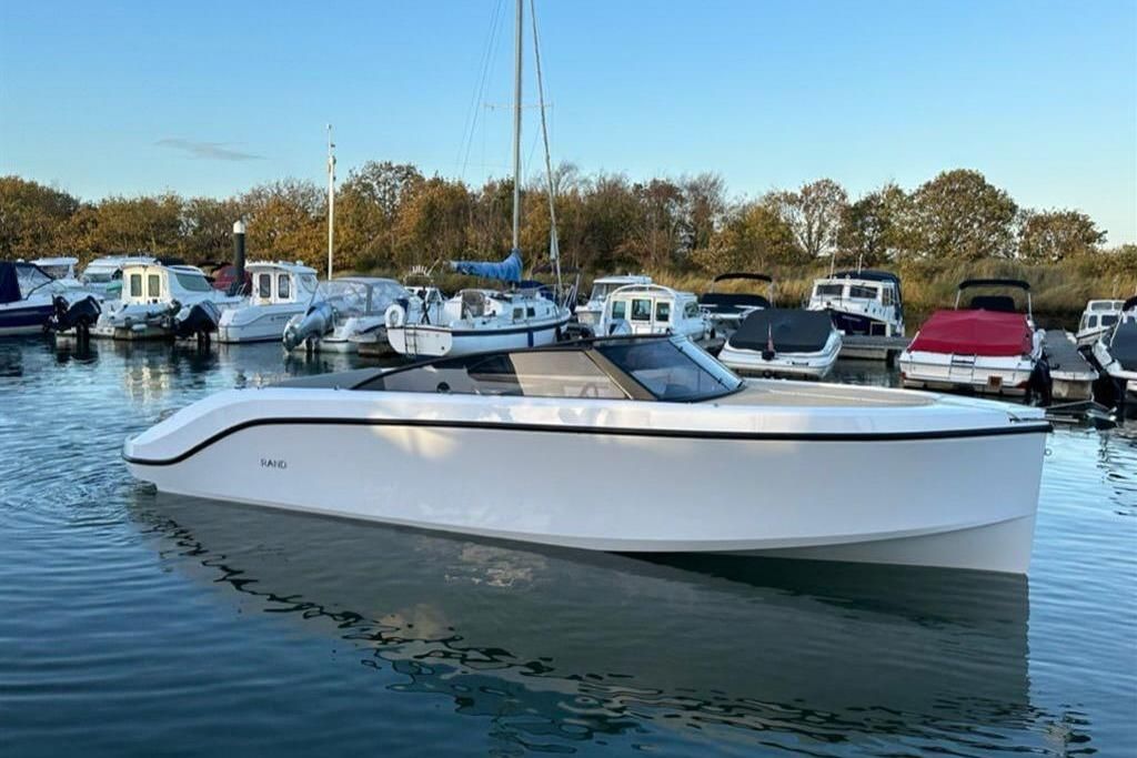 2023 RAND Leisure 28 — na sprzedaż — Chertsey, United Kingdom — photo 1 of 29