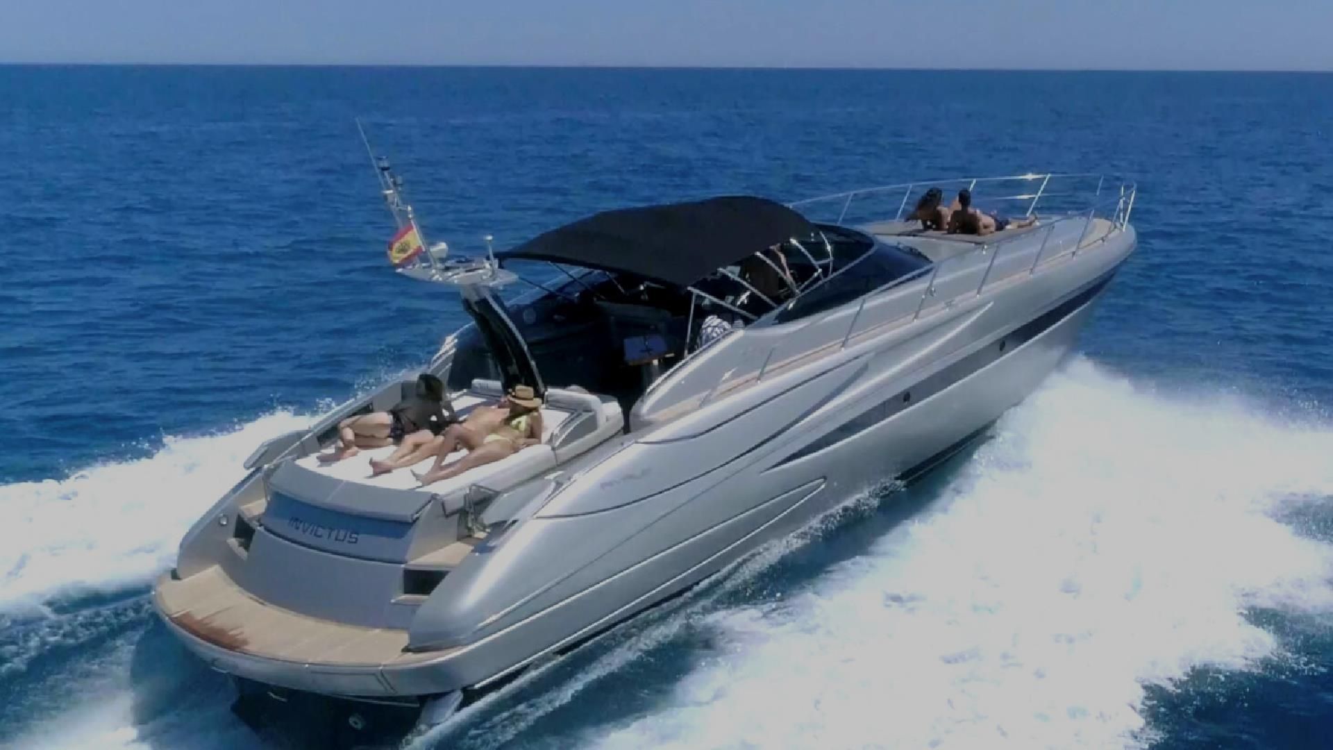 2014 RIVA RIVALE 52 — na czarter — Ibiza, Spain — photo 1 of 6