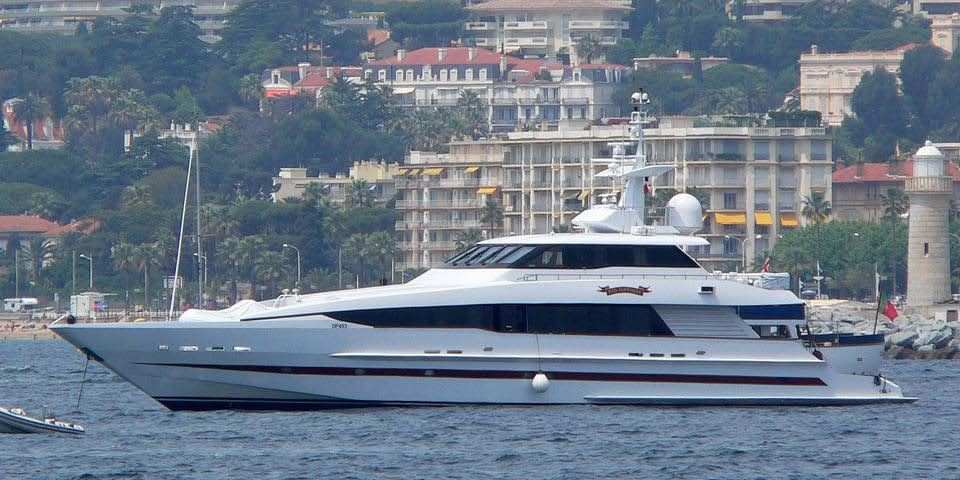 1999 Heesen Yachts 128’ — te koop — Na, Netherlands — photo 1 of 9