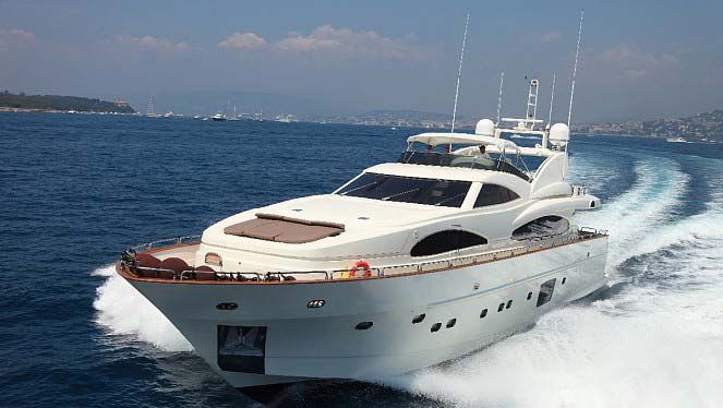 2007 Astondoa 102 GLX — en venta — Barcelona, Spain — photo 1 of 6