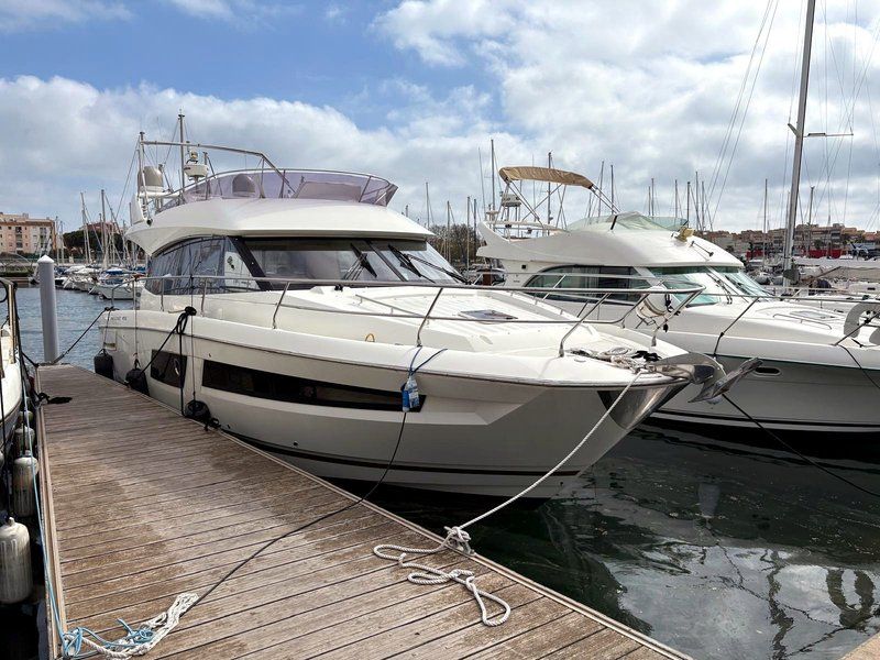 Prestige 45 Fly