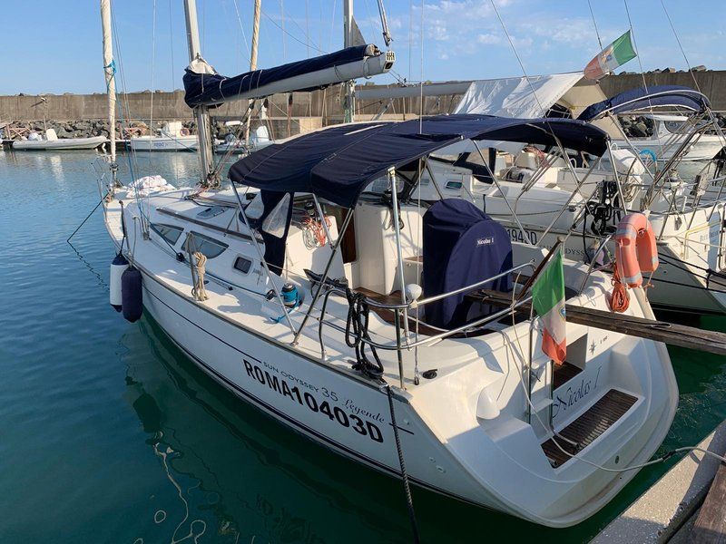 Jeannau Sun Odyssey Legend 35