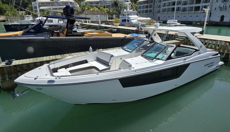 2018 Monterey 378 SE — te koop — Bridgetown, Barbados — photo 1 of 19