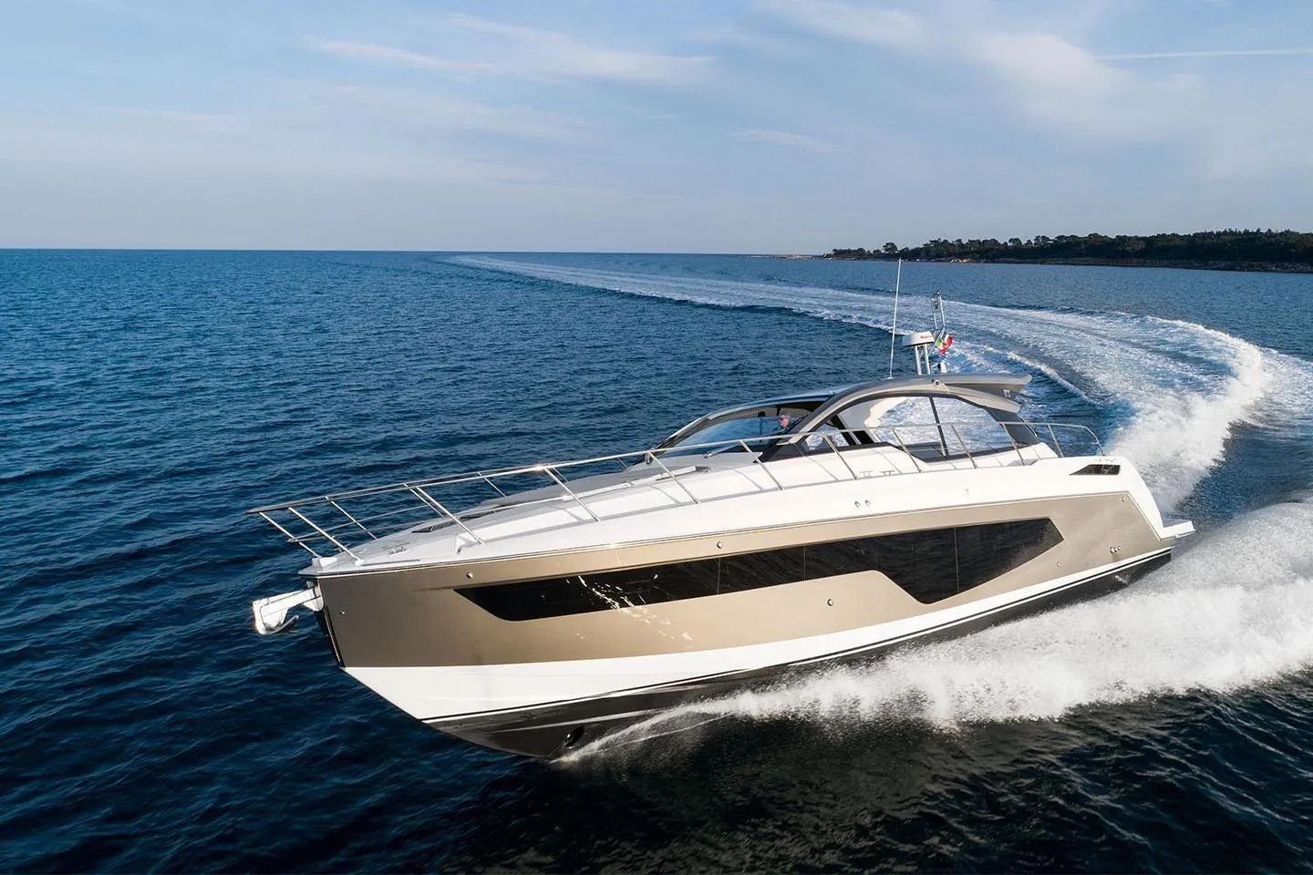 2019 Azimut Atlantis 51 — te koop — Burgas, Bulgaria — photo 1 of 19