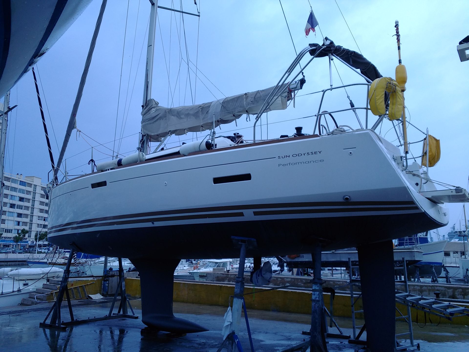 2012 Jeanneau Sun Odyssey 379 — te koop — Toulon, France — photo 1 of 11