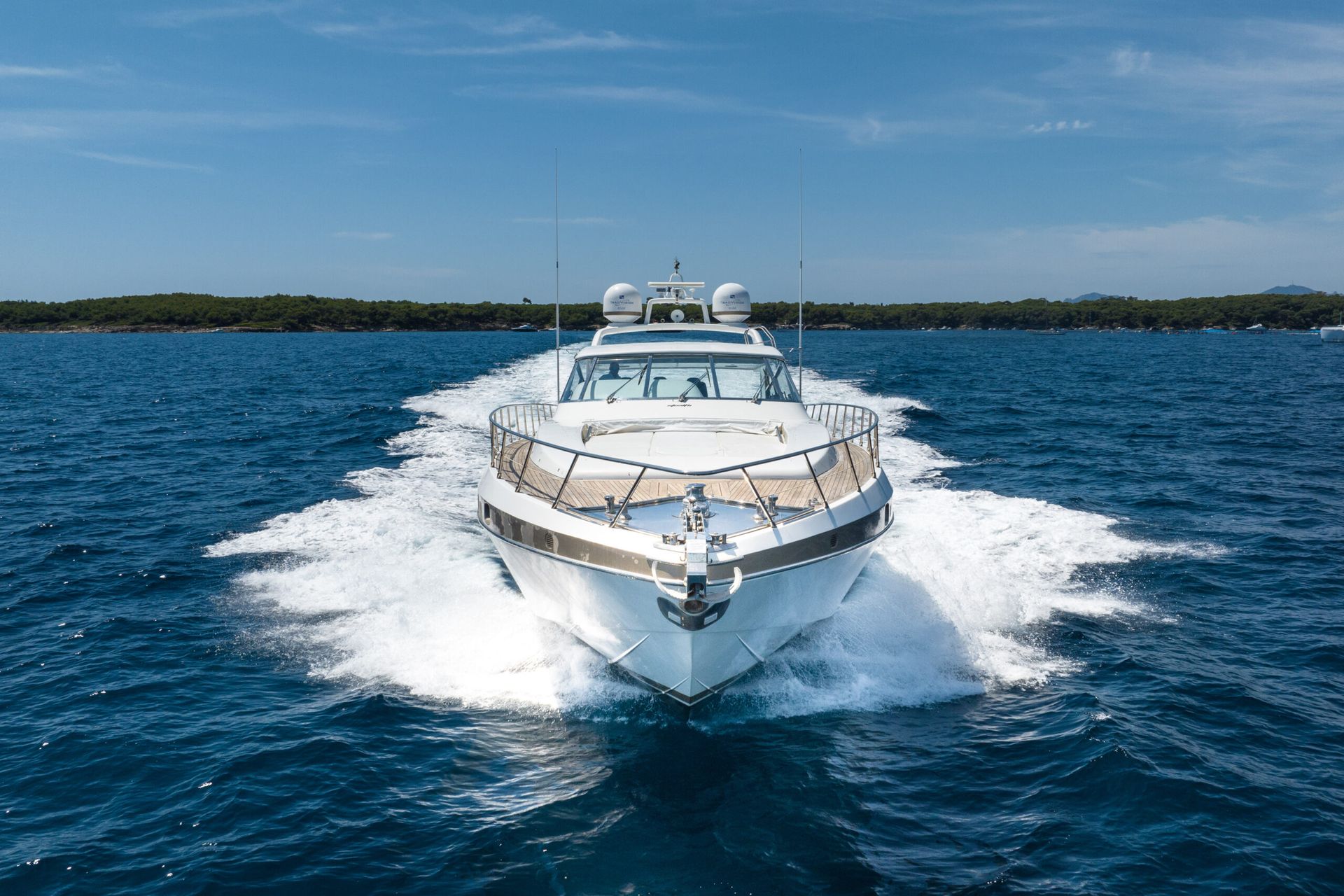 2006 Overmarine Mangusta 80 — à vendre — Cannes, France — photo 1 sur 67