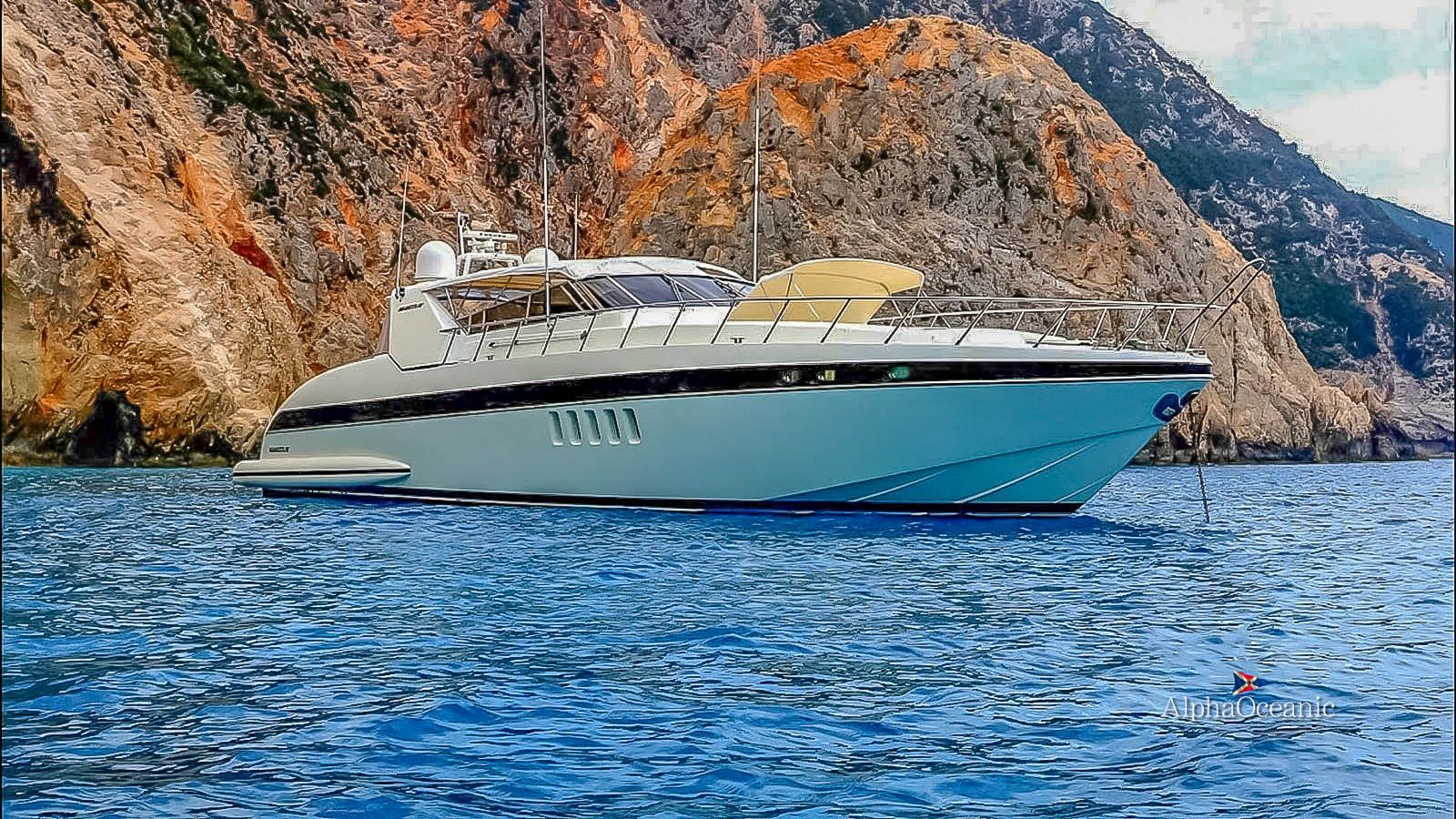 2000 Overmarine Mangusta 80 Open — in vendita — Athens, Greece — photo 1 of 35