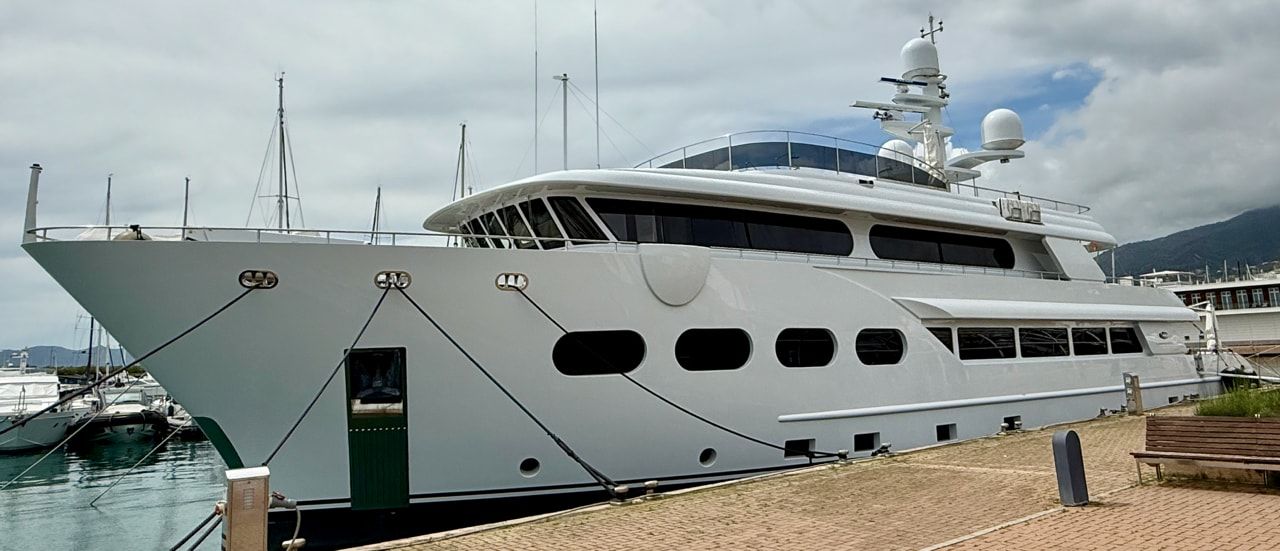 2011 Eurocraft Explorer 44 — zu verkaufen — Genova, Italy — photo 1 of 32