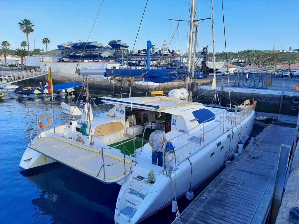 1999 Dufour Yachts NAUTITECH 475 — en venta — Canaries, Spain — photo 1 of 14