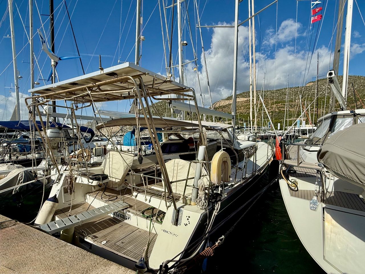 2016 Beneteau SENSE 55 — zu verkaufen — Barcelona, Spain — photo 1 of 45