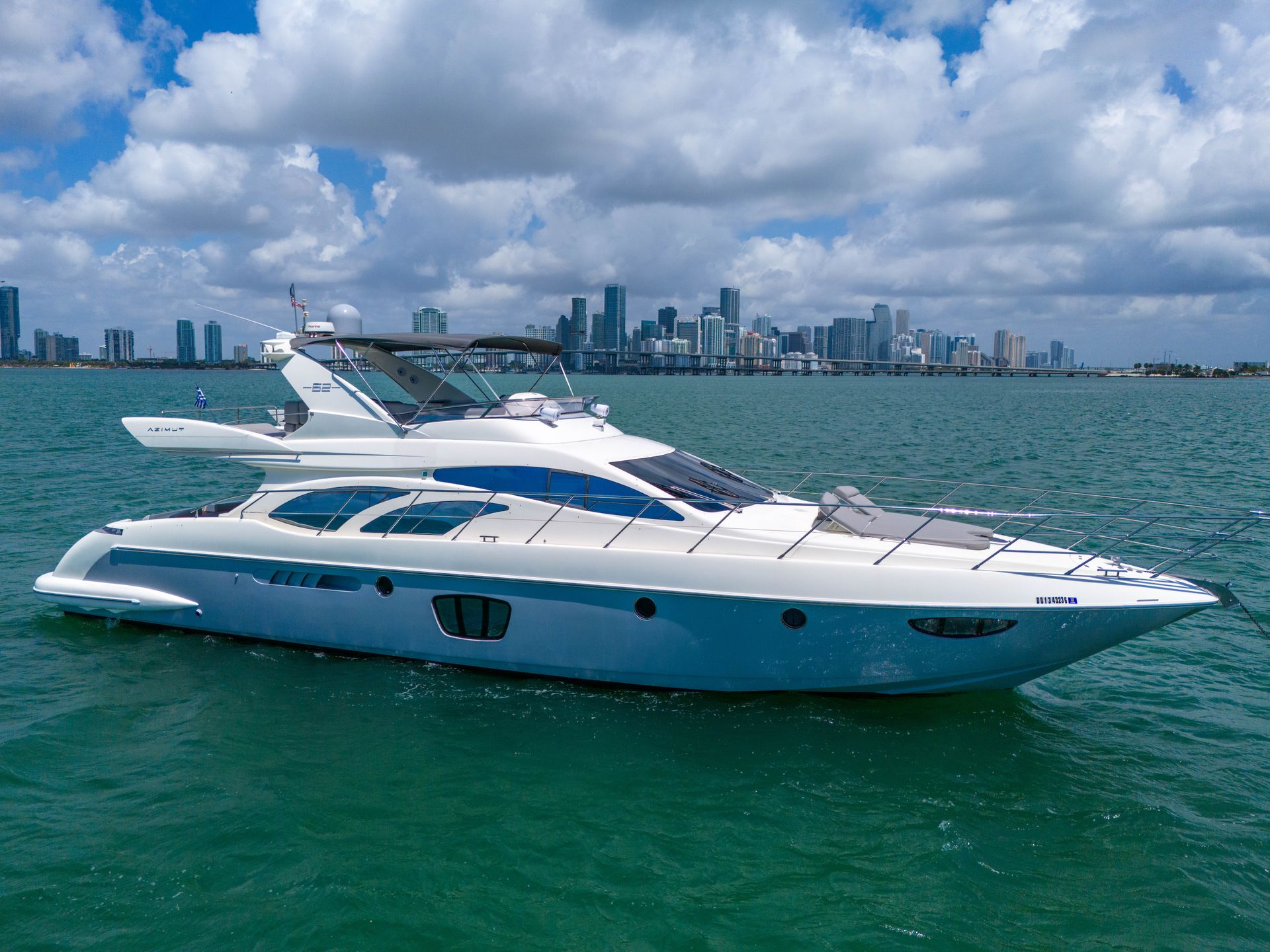 2014 Azimut 62 Bellami Too — en venta — Miami, United States — photo 1 of 39