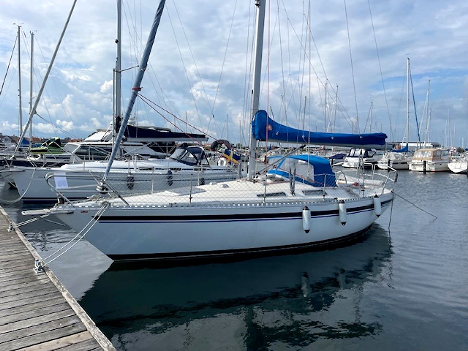 1982 Comfort 32 — en venta — Øresund, Denmark — photo 1 of 12