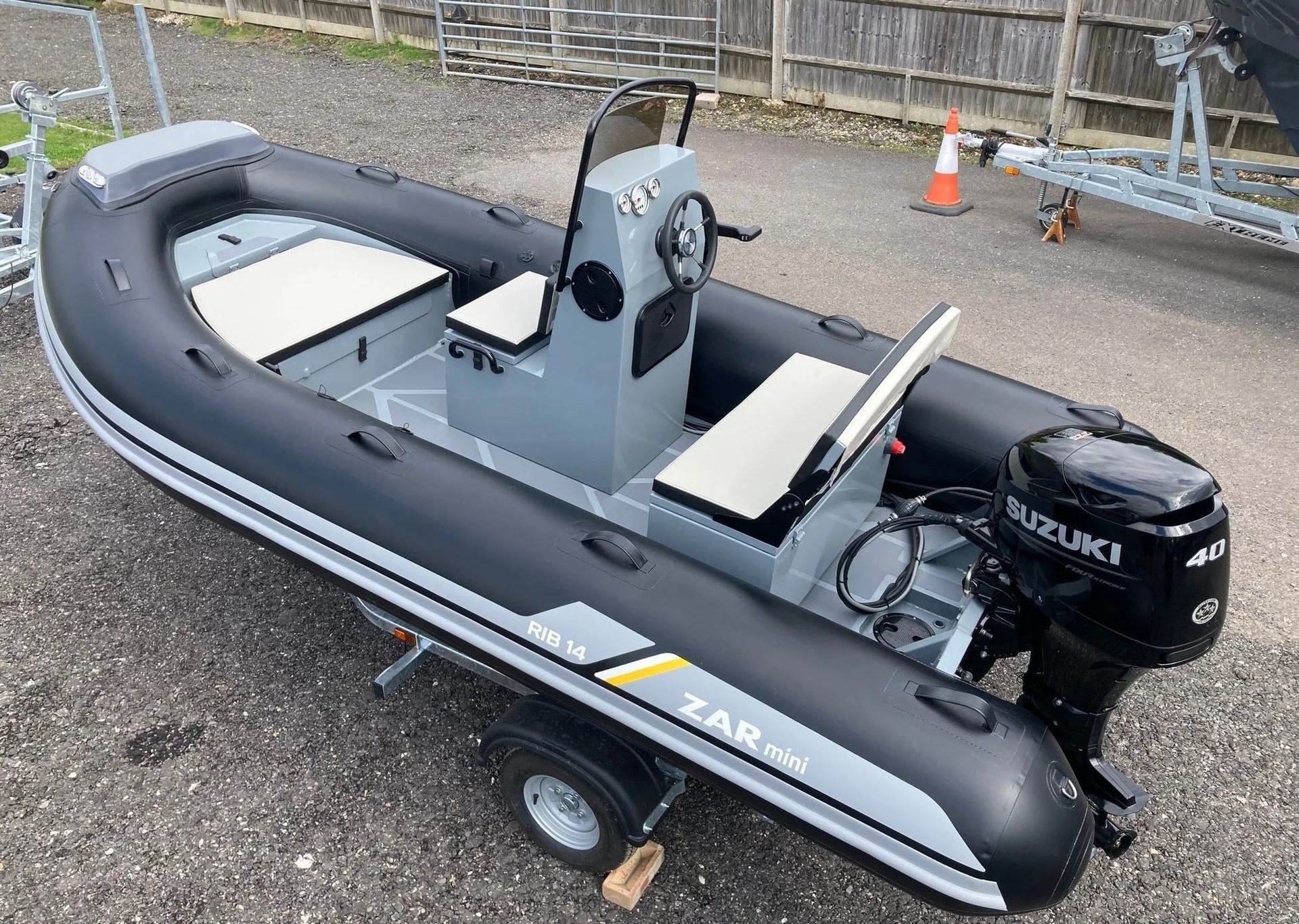 2026 ZAR mini RIB PRO 14 — in vendita — Swanwick, United Kingdom — photo 1 of 23