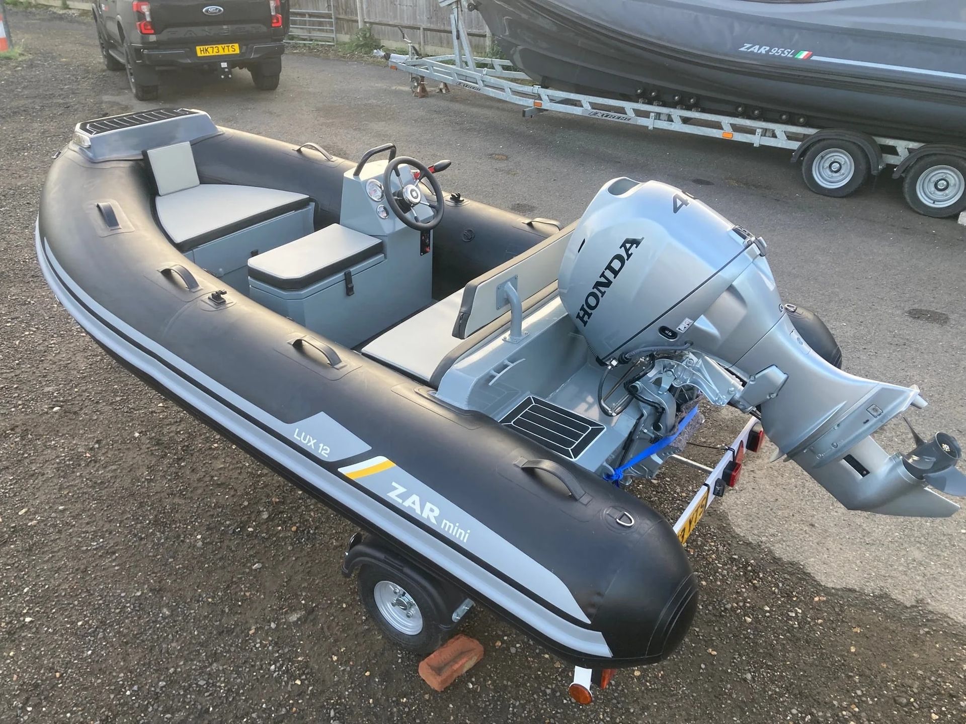 2026 ZAR mini LUX 12 — zu verkaufen — Swanwick, United Kingdom — photo 1 of 14