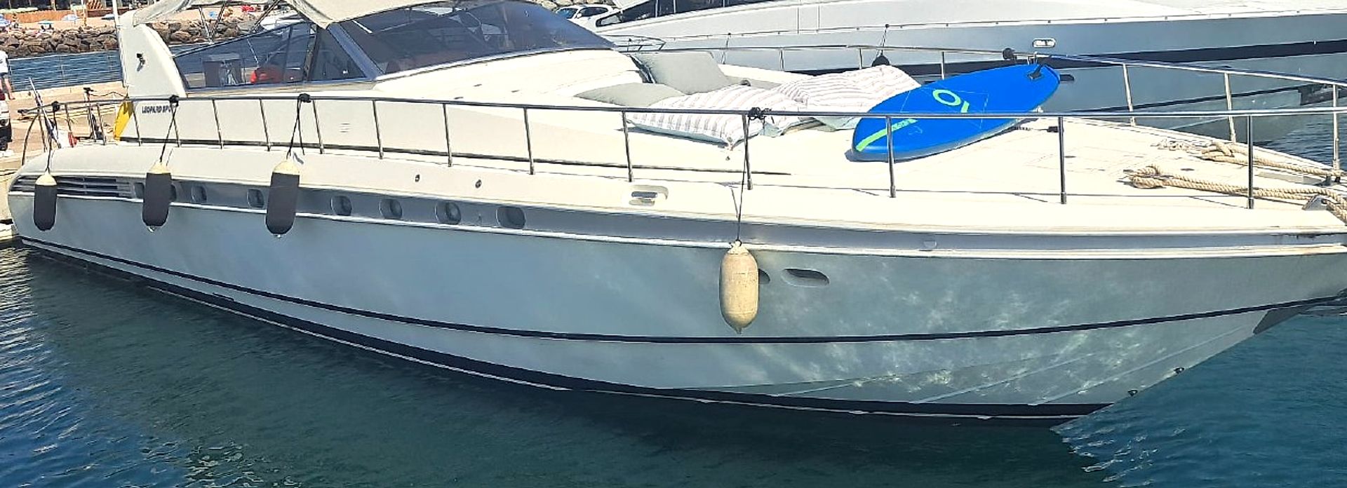 2002 Leopard 23 Sport — te huur — Saint Tropez, France — photo 1 of 12