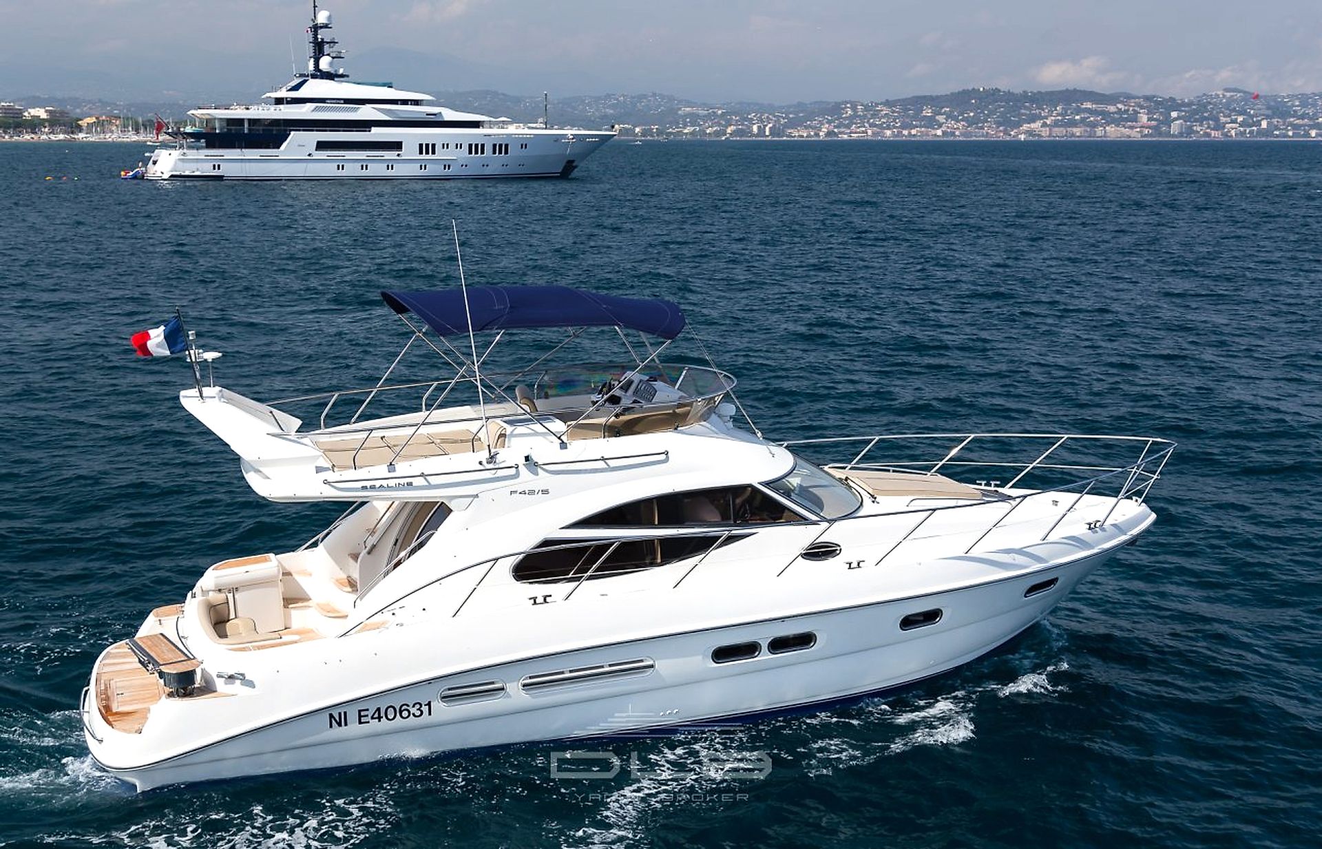 2026 Sealine F-42/5 — en alquiler — Saint Tropez, France — photo 1 of 9