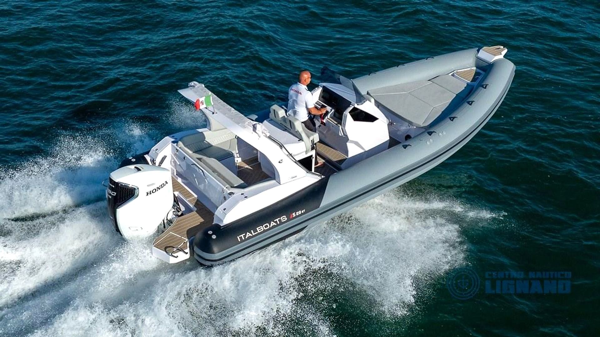 2026 Stingher 28 — na czarter — Cannes, France — photo 1 of 6
