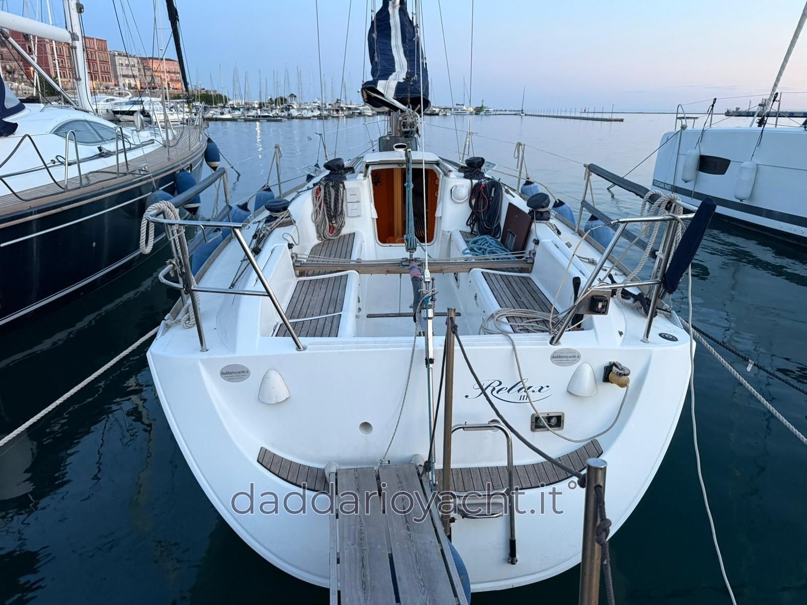 1995 Beneteau First 33.7 — in vendita — Taranto, Italy — photo 1 of 14