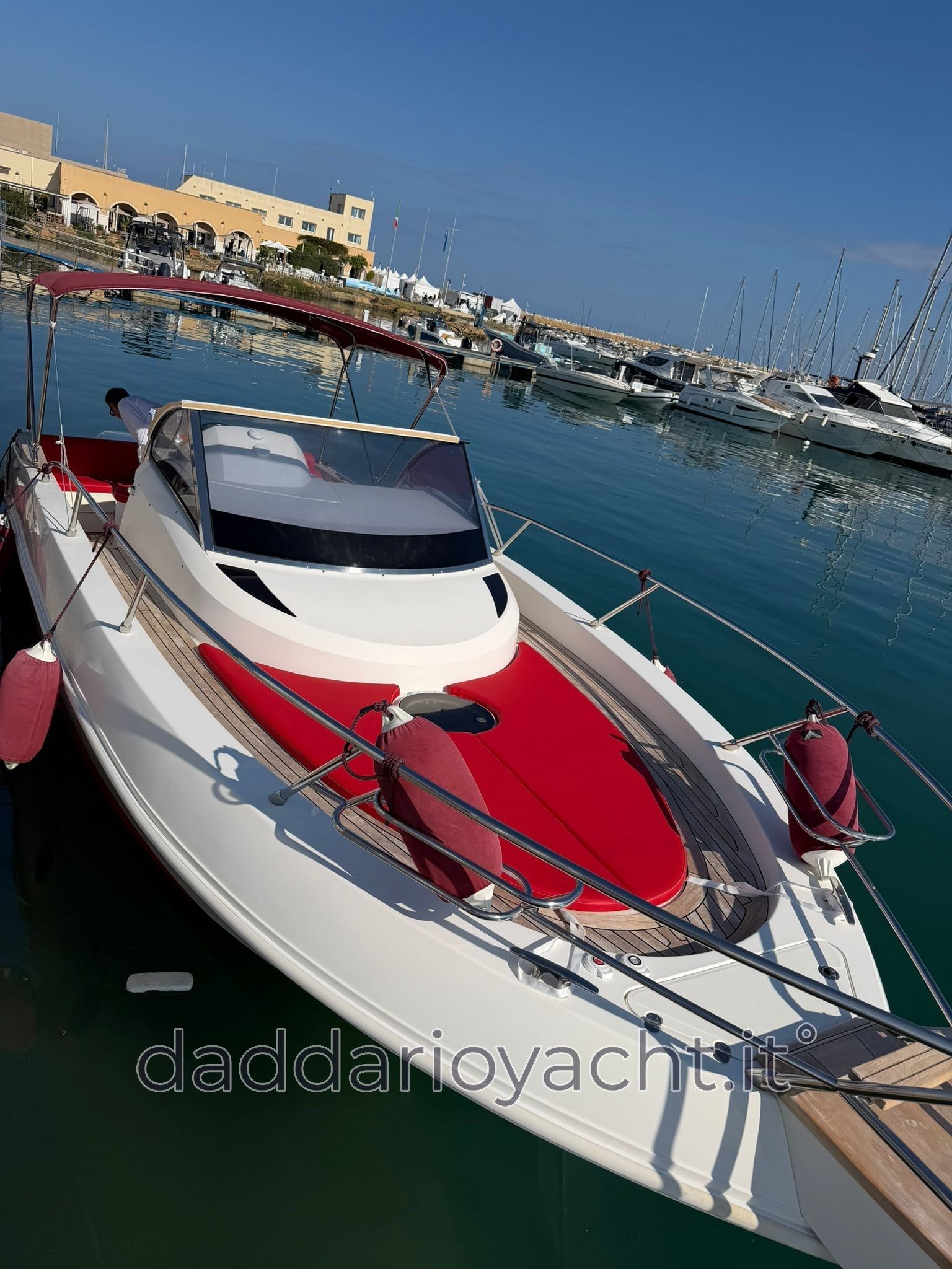 2009 Capelli Cap 32 Wa — te koop — Taranto, Italy — photo 1 of 14