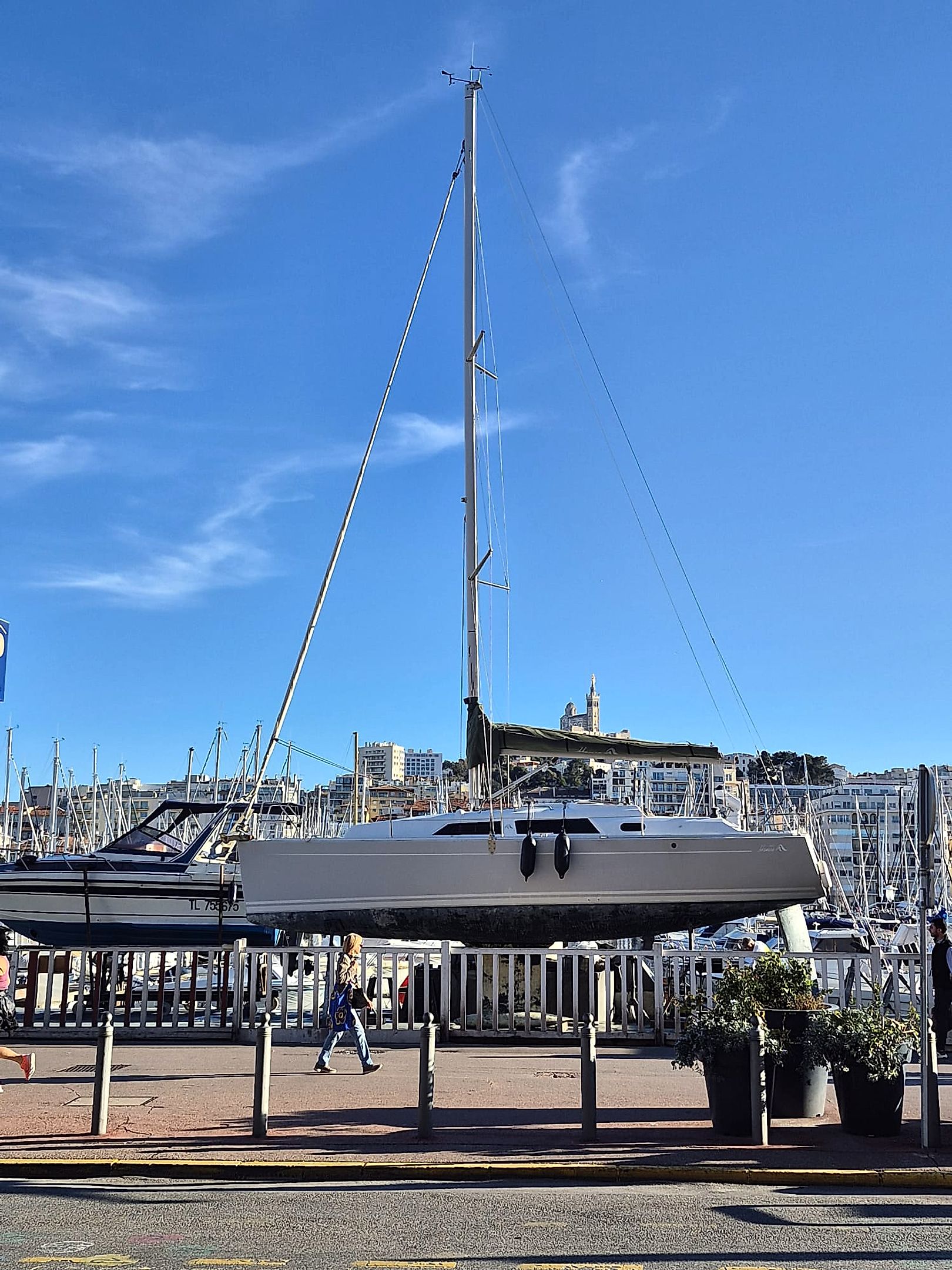 2014 Hanse 325 — en venta — Marseille, France — photo 1 of 9