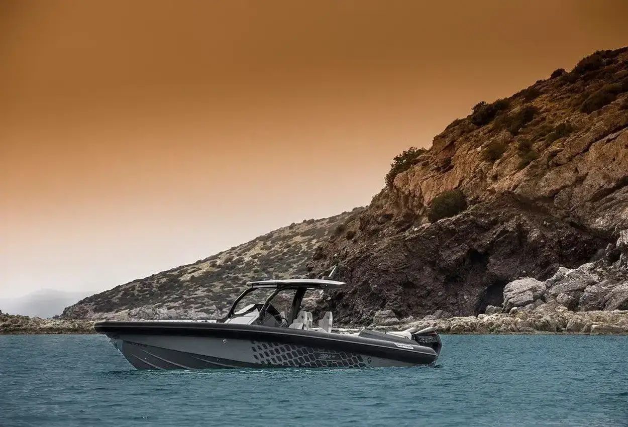2024 Skipper 38nc high performance RIB — te koop — Poole, United Kingdom — photo 1 of 24
