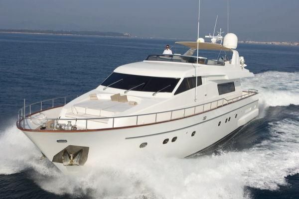 2000 Sanlorenzo SL82 — en venta — Milano, Italy — photo 1 of 5