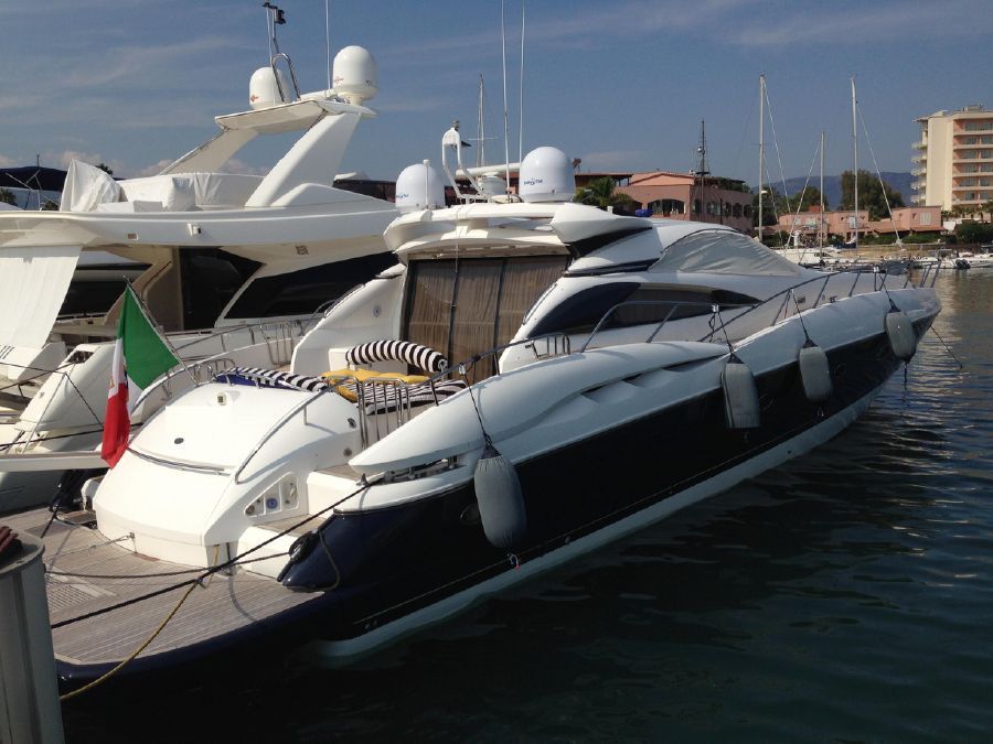2003 Sunseeker Predator 75 — à vendre — Milano, Italy — photo 1 sur 18