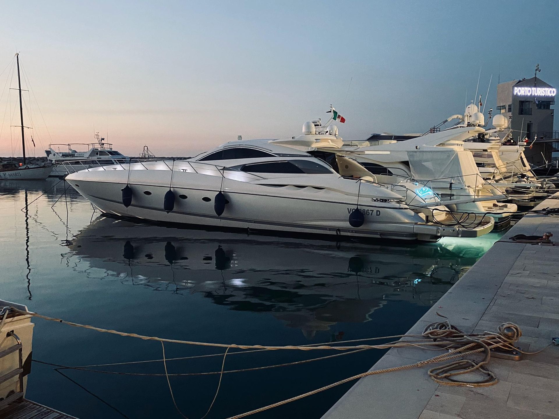 2000 Sunseeker 75 — en venta — Milano, Italy — photo 1 of 4