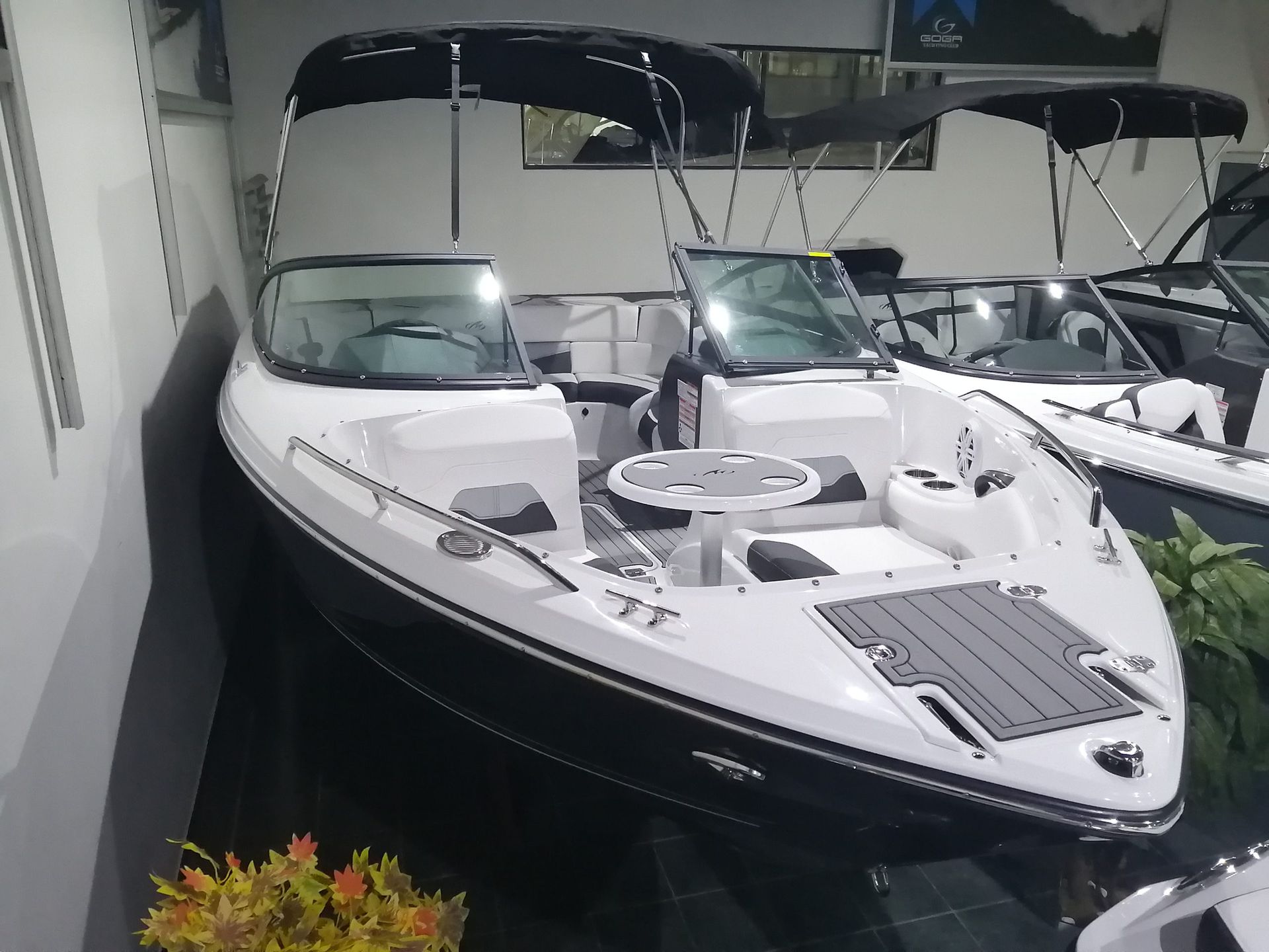 2022 Monterey 224 FS — in vendita — Belgrade, Serbia — photo 1 of 12