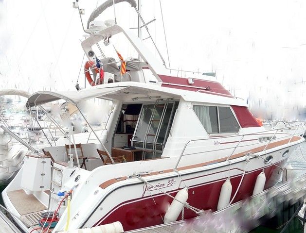 1990 Gibert Marine Jamaica 38 — in vendita — Saint Cyprien, France — photo 1 of 8