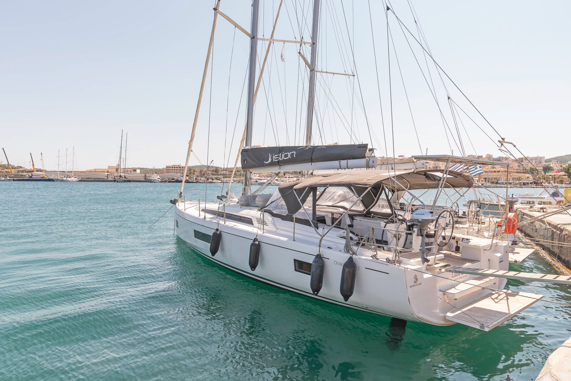 2021 Beneteau Oceanis 51.1 — en venta — Athens, Greece — photo 1 of 12
