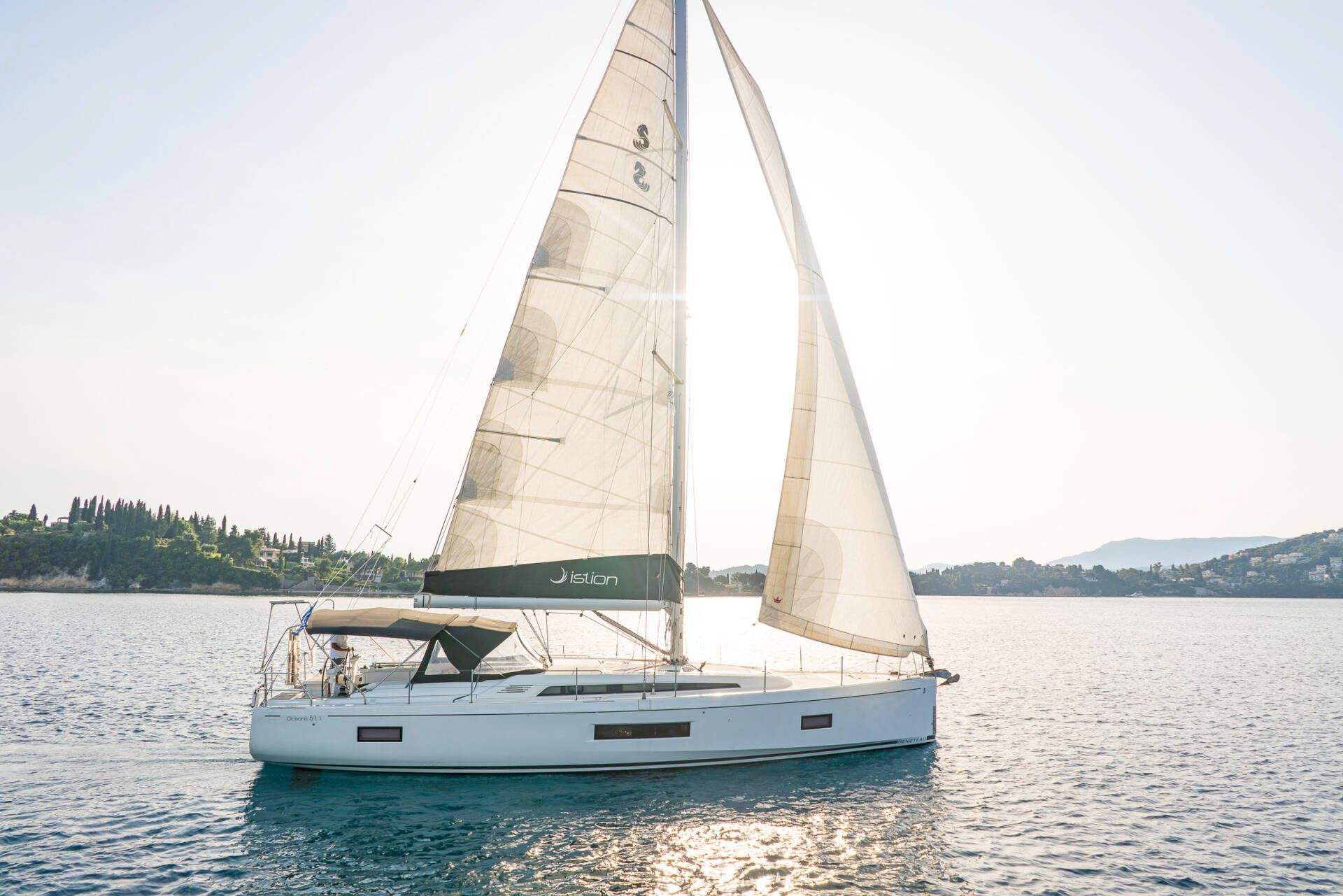 2020 Beneteau Oceanis 51.1 — in vendita — Athens, Greece — photo 1 of 13