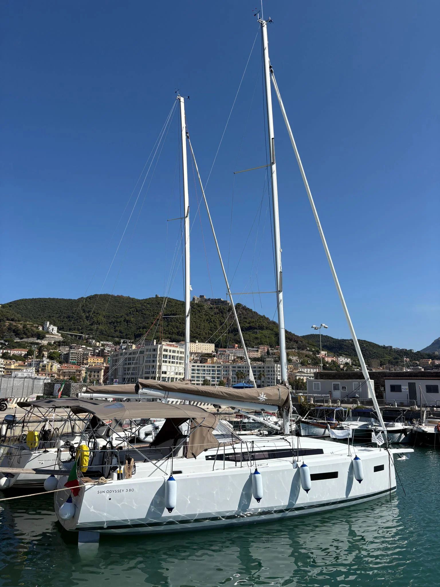 2025 Jeanneau Sun Odyssey 380 — te huur — Salerno, Italy — photo 1 of 21