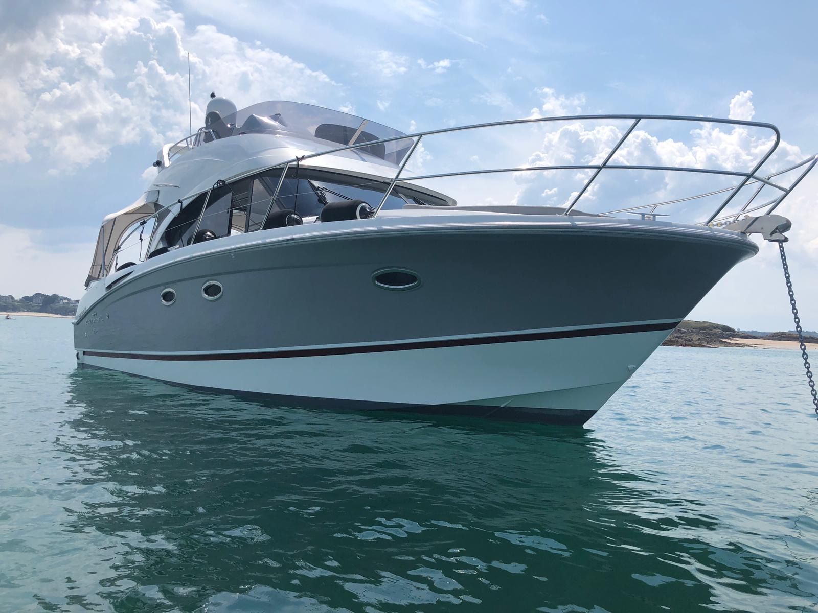 2017 BENETEAU ANTARES 36 FLY — na sprzedaż — Grimaud, France — photo 1 of 4
