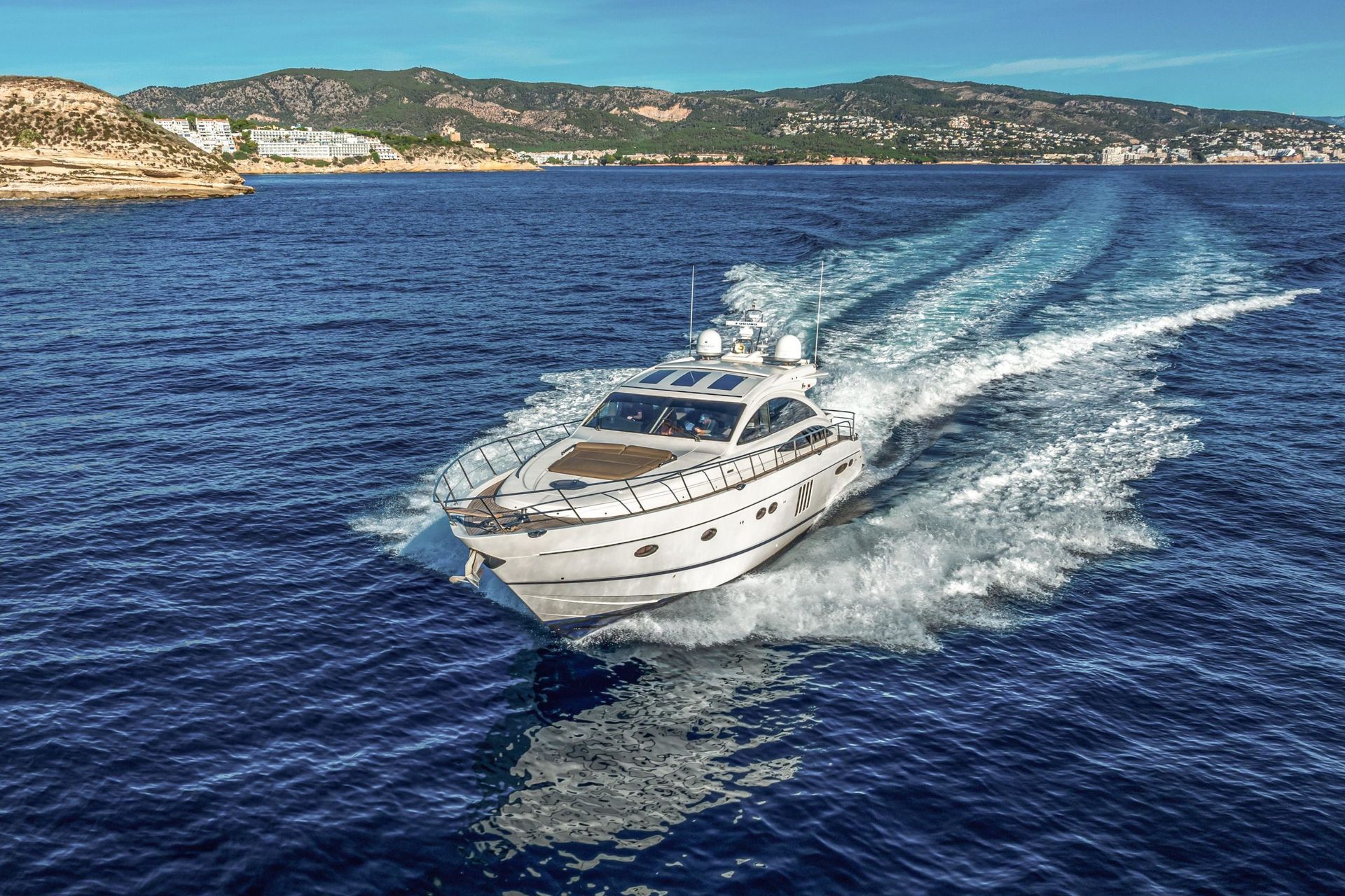 2007 Princess Yachts V65 — en venta — Mallorca, Spain — photo 1 of 42