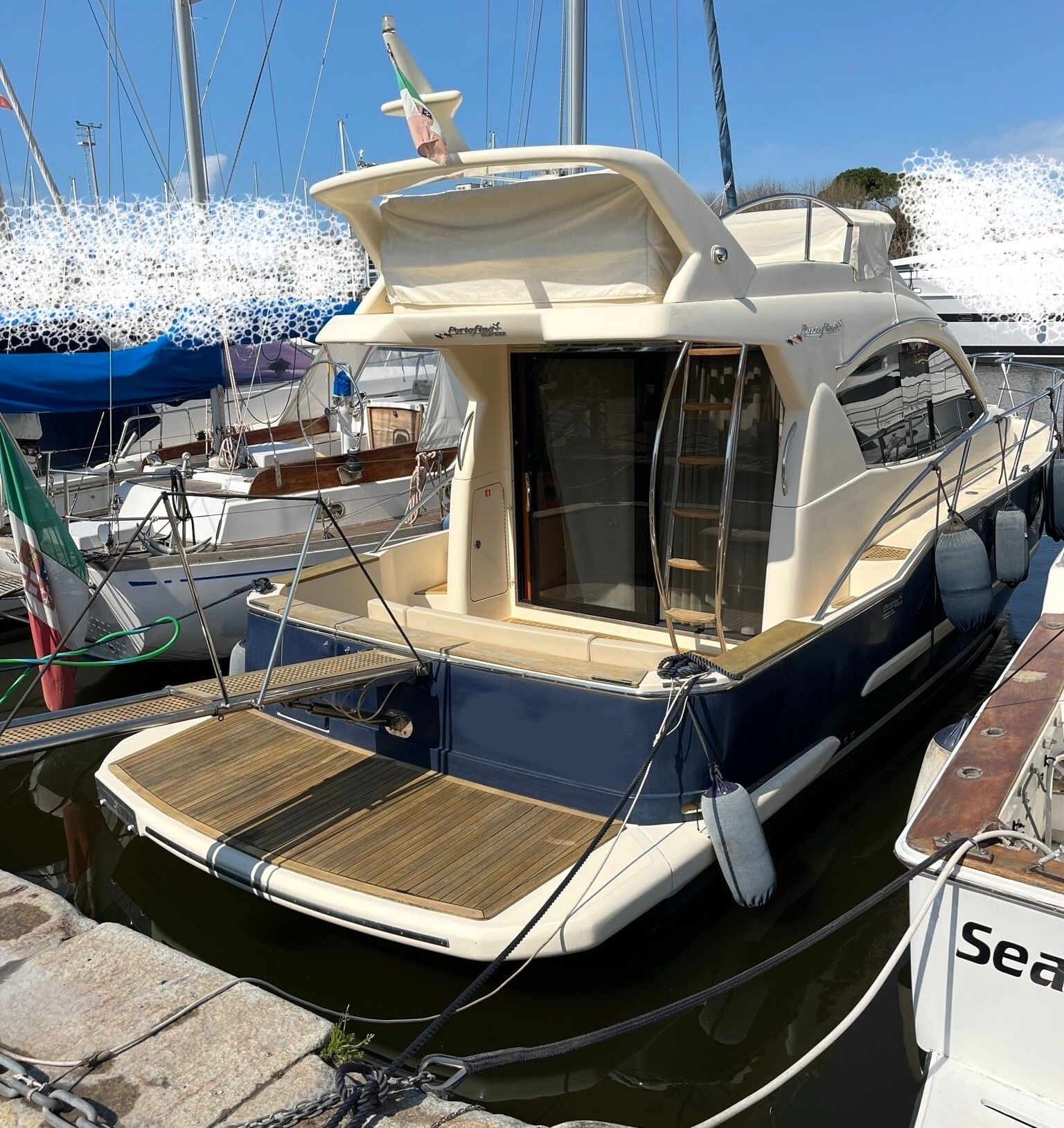 2010 Portofino Marine 11 Fly — zu verkaufen — Livorno, Italy — photo 1 of 24