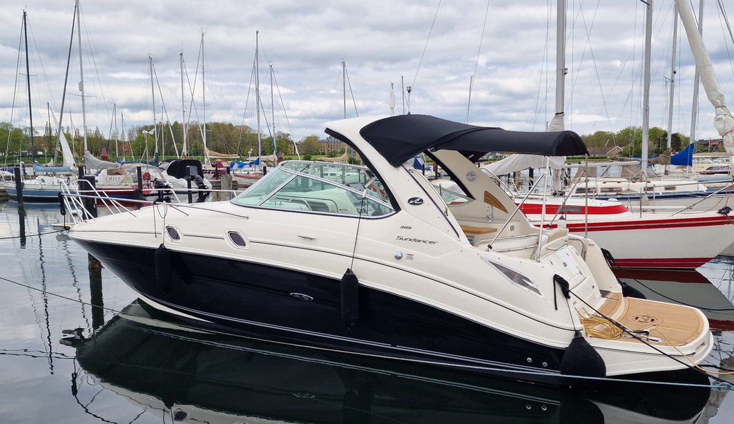 2011 Sea Ray 305 Sundancer — for sale — Denmark, Denmark — photo 1 of 14