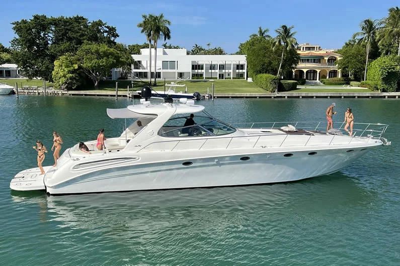 2025 Sea Ray 540 Sundancer — à louer — Puerto Banus, Spain — photo 1 sur 9