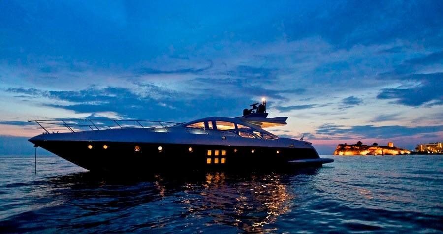 2008 Azimut 86S — en venta — Abroad, Turkey — photo 1 of 16