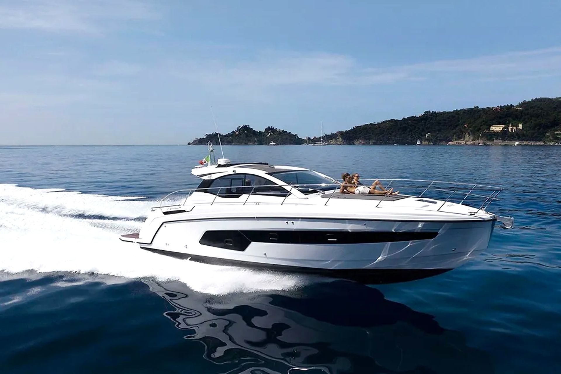 2020 Azimut Atlantis 45 — en venta — Napoli, Italy — photo 1 of 22