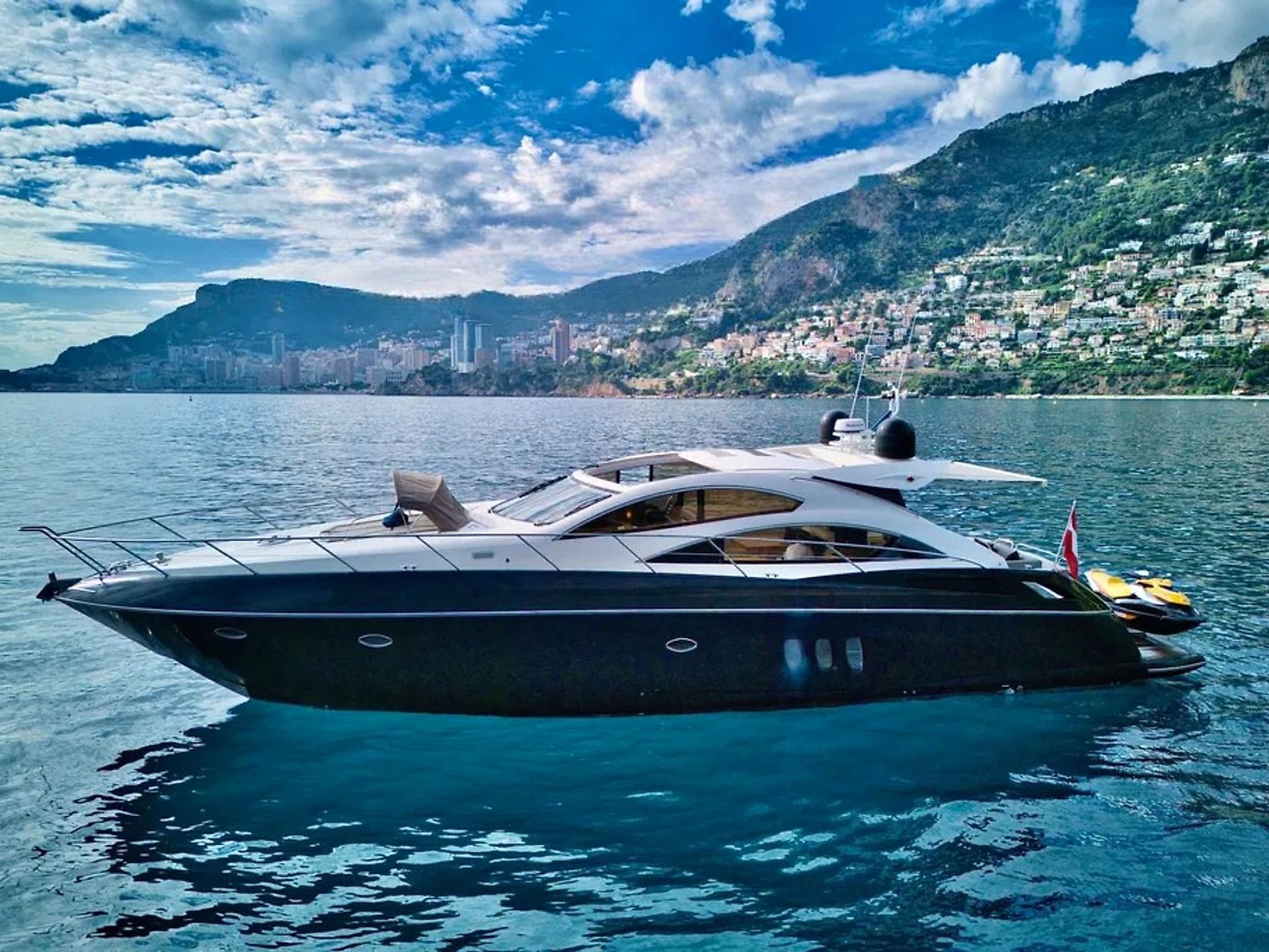 2008 Sunseeker Predator 62 — zu verkaufen — Italy — photo 1 of 16